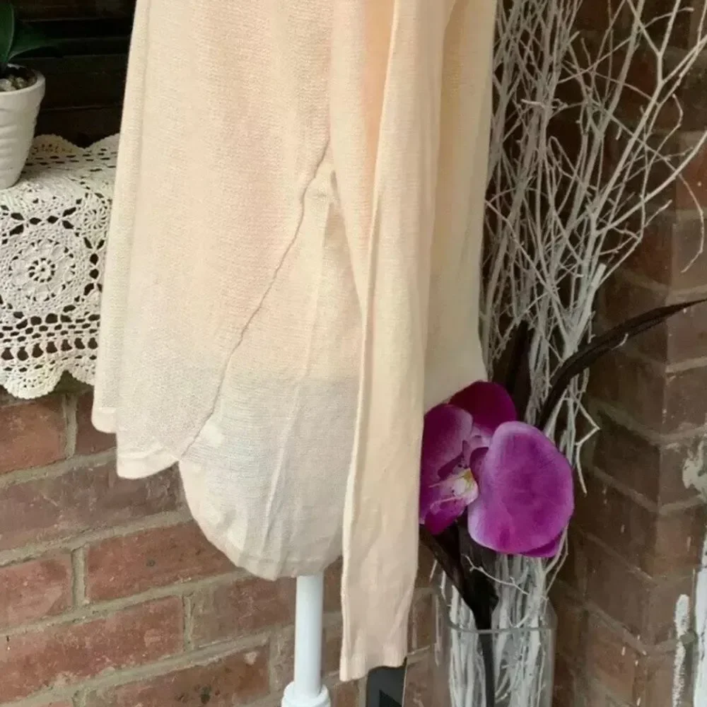 NWT Mossimo Knit Top Peach Sheer Stretch Light Size L Peach Color
